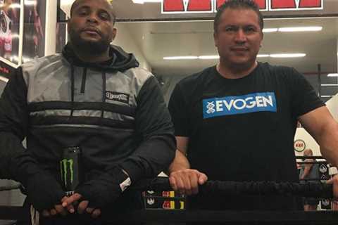 UFC legend Daniel Cormier has ‘no interest’ in training Jake Paul and says YouTuber’s switch to MMA ..