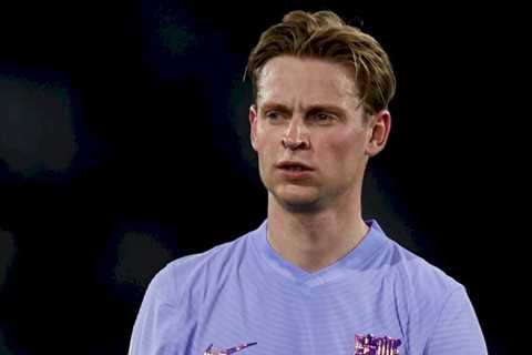 Manchester United face three huge hurdles to sign Frenkie de Jong from Barcelona