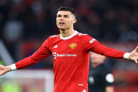 Cristiano Ronaldo ‘OUT of Man Utd’s final game of season as he withdraws from Crystal Palace clash..