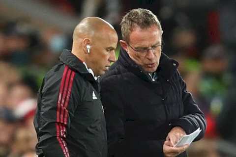 Man Utd received ‘in-game tactical advice’ from coach based in Moscow via AirPod messages