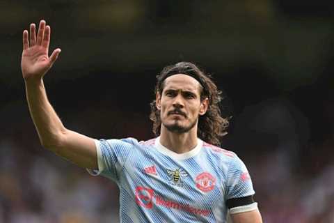 Edinson Cavani confirms Manchester United exit with final message to club and supporters