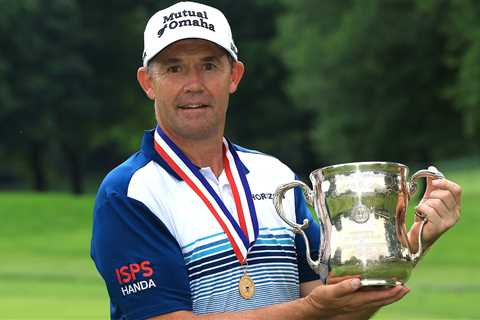 Padraig Harrington holds on to edge Steve Stricker and win U.S. Senior Open