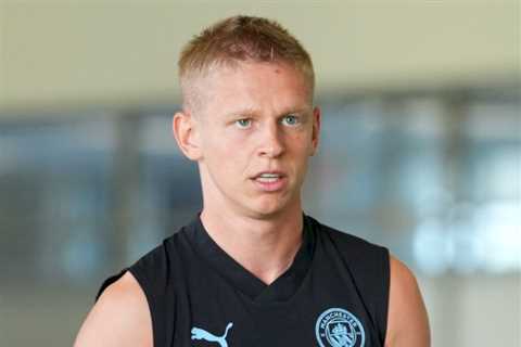 Arsenal agree Oleksandr Zinchenko contract ahead of £32m transfer from Manchester City