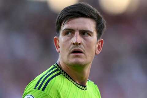 Chelsea ‘want to sign Harry Maguire’ in blockbuster Man Utd swap deal