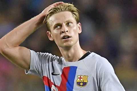 Man Utd ‘dreaming’ of Frenkie de Jong transfer ahead of deadline day as details emerge