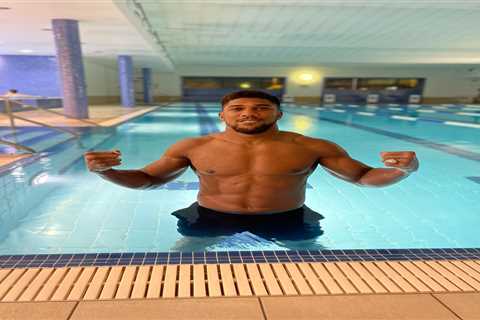 Anthony Joshua copies Oleksandr Usyk’s brutal swimming training as he prepares for Tyson Fury..