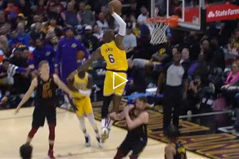 LeBron James Ends Kevin Love Career By Greatest Dunk in NBA History !