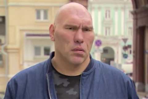Farce as 7ft boxing champ Valuev can’t find Russian army uniform that fits for Ukraine war as he..