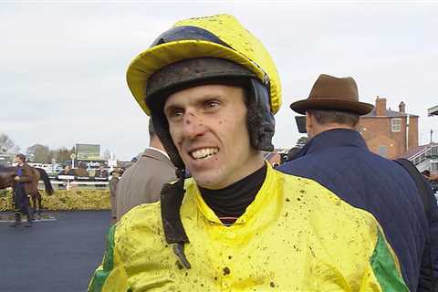 ‘Tough guy’ jockey who met the Queen and raced with broken ribs forced to retire aged 33