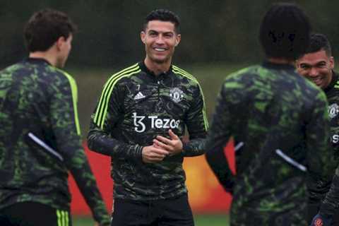 Man Utd to include Ronaldo in Sheriff squad as he’s joined in training by returning trio