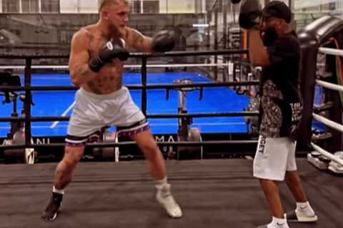 Watch Jake Paul in training in Dubai after travelling for Tommy Fury’s fight amid talks to..