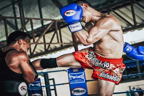 Muay Thai vs Kickboxing: What Are the Differences?