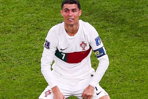 Cristiano Ronaldo and Man Utd duo Fernandes and Dalot will not return to Lisbon and stay in Qatar..