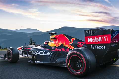 Red Bull Formula One car to hot lap at Bathurst, Daniel Ricciardo likely to drive