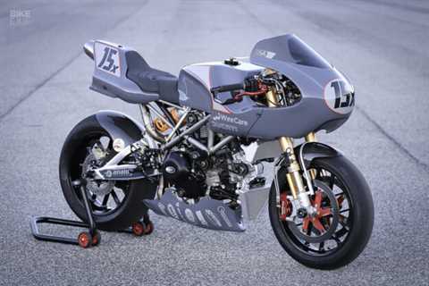 Go fast, look fly: Analog’s Ducati 1000 DS race bike