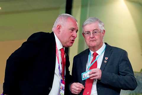 Mark Drakeford faces outrage after all expense paid ‘lavish’ World Cup stay in Qatar