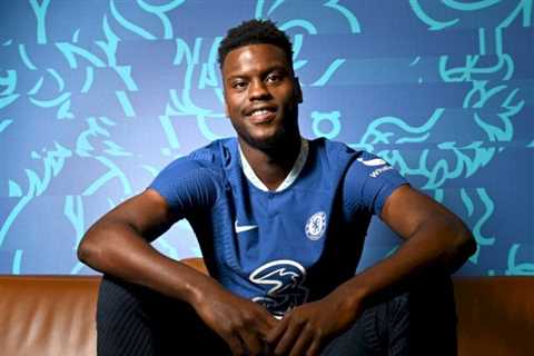 Cesc Fabregas sends Benoit Badiashile message as Chelsea sign legend’s ex-teammate