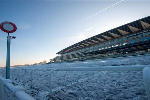 Fears growing Ascot’s blockbuster Saturday racing will be cancelled as freezing cold snap decimates ..