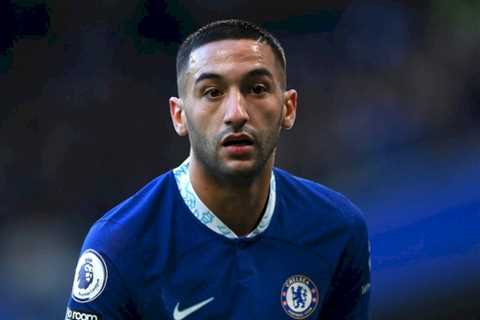 PSG in talks to sign Hakim Ziyech from Chelsea on loan-to-buy transfer
