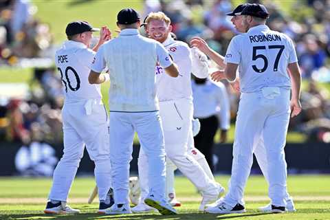 England face fight back from New Zealand as Tom Blundell hits century but Stokes’ side in strong..