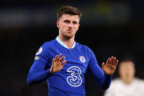 Liverpool handed a boost in Mason Mount pursuit as Chelsea’s homegrown star’s contract talks..