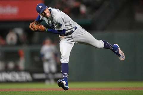 The Dodgers Are Starting To Cycle Through Shortstop Options