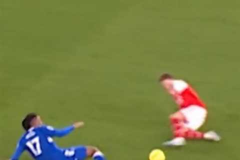Arsenal fans think they know what Oleksandr Zinchenko told Thomas Partey after outrageous Martin..