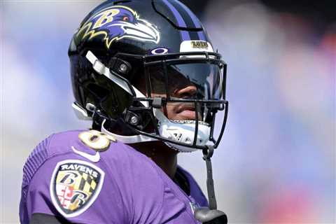 NFL Analyst Reveals How Teams Should Be Approaching The Lamar Jackson Situation