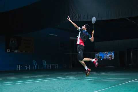 Badminton Jump Smash Training: 4 Tips to Boost Your Skills