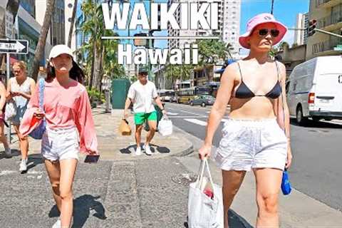[HAWAII PEOPLE] Walking on  Kalakaua and Kuhio Avenue in Waikiki