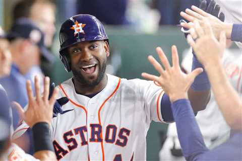 Yordan Alvarez Confirms His Hand Is Fine With Majestic Home Run