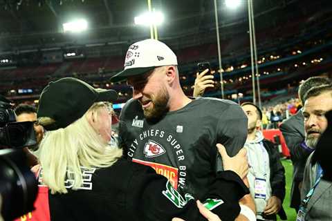 Chiefs News 4/5: Travis Kelce to throw opening pitch in Cleveland