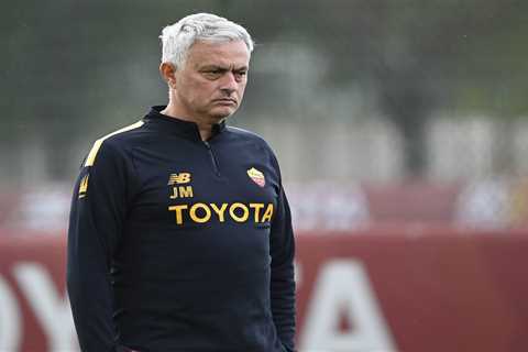 How Chelsea could line up under Jose Mourinho next season with club ‘making contact’ with former..