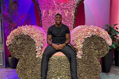 Anthony Joshua sits on huge throne at Dubai restaurant as he enjoys some time off after fight delay ..