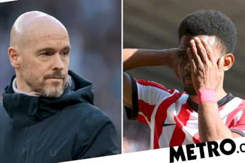 Sunderland boss Tony Mowbray claims Manchester United loanee Amad Diallo could join a Spanish club..