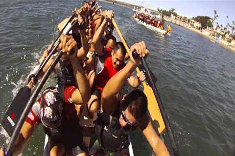 How Many People Are on an Orange County Dragon Boat Team?