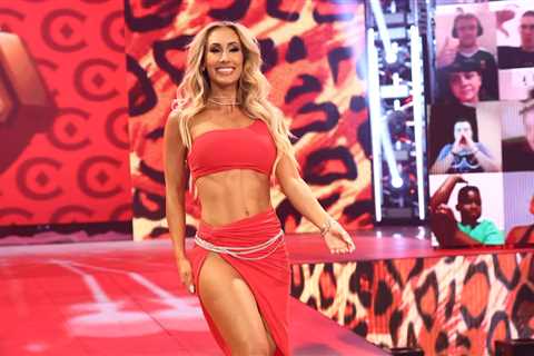 WWE Superstar Carmella Announces Pregnancy