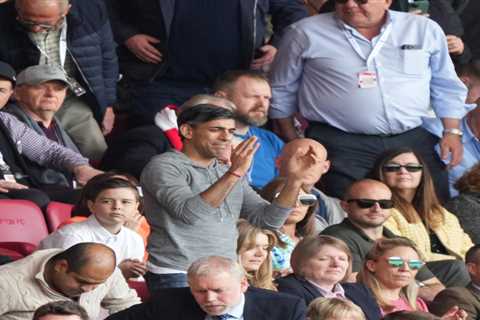 Fulham fans aim cheeky chant at Rishi Sunak as Prime Minister watches Southampton get relegated