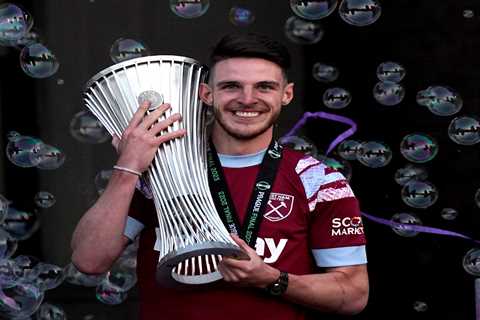 West Ham in talks with ex-Chelsea star to replace Declan Rice as Arsenal and Man City battle it out ..