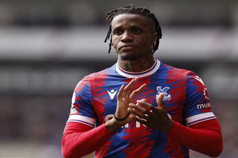 Wilfried Zaha transfer decision being delayed until striker splits from AGENTS with Crystal Palace..