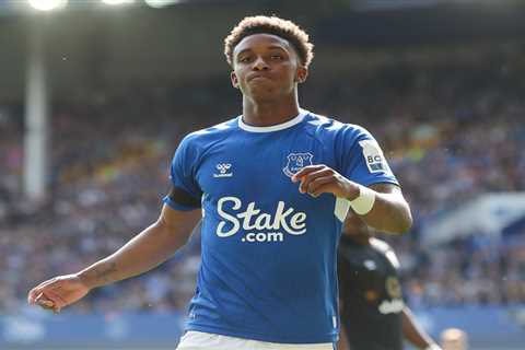 Everton forward Demarai Gray set for transfer to Al-Shabab