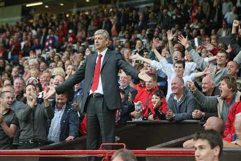 Arsenal Fans Credit Manchester United for Club's Success