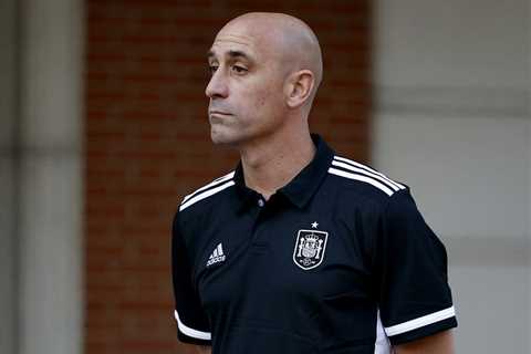 Soccer-How is the scandal over Luis Rubiales’ World Cup kiss playing out?