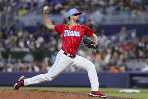 Orioles Claim Jorge Lopez From Marlins