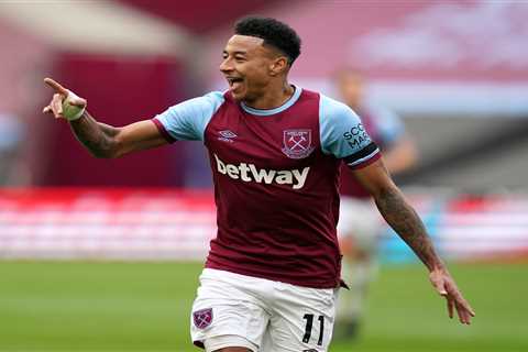 Jesse Lingard's Potential Move to West Ham Threatened by Premier League Rival