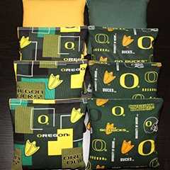 Oregon Ducks | College Cornhole Boards
