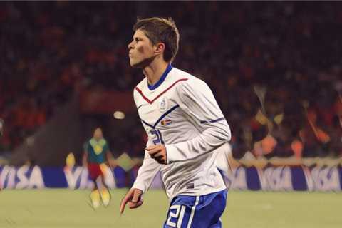 Klaas-Jan Huntelaar – The Hunter