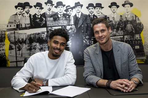 Official: Ian Maatsen Joins Borussia Dortmund on Loan