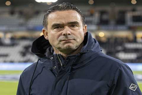 Former Arsenal Star Marc Overmars Banned from Football for Inappropriate Messages