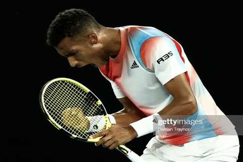 Auger-Aliassime beats Thiem in five